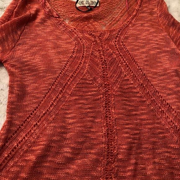 Sweater - Picture 3 of 6